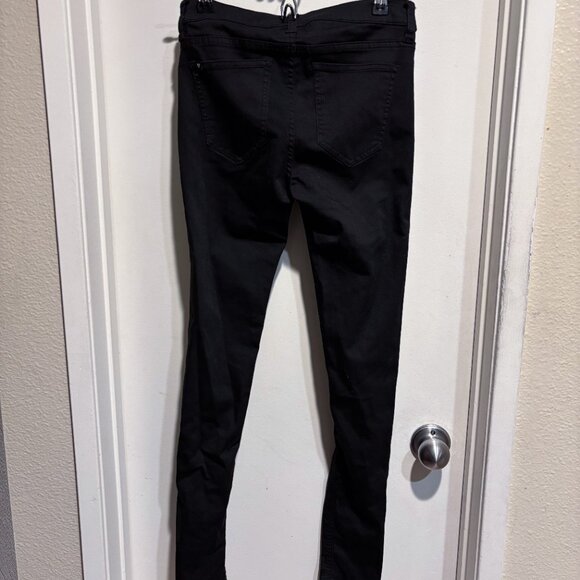 Black Never Fade Stingerette Skinny Jegging - Picture 2 of 7